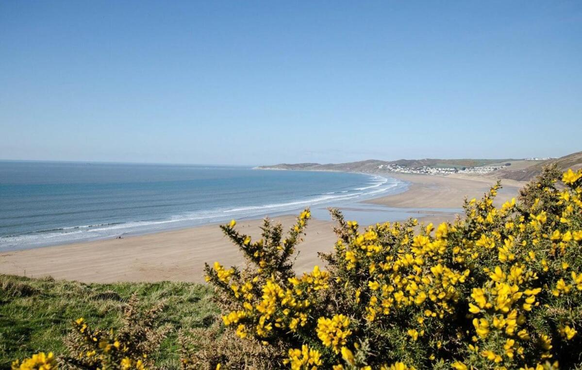 Appartement Clifton Court Apt 16 With Indoor Heated Pool & Sea Views à Croyde Extérieur photo